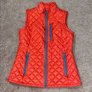 super cute vest!